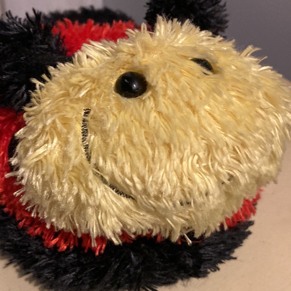 Ladybug slippers - Picture 3 of 3